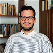 ¿Necesitas ayuda con un tema o una materia? ¿Necesitas ayuda con un proyecto que no avanza? ¡Escríbeme, que te ayudo! Profesor de Historia del Arte especializado en Cinematografía, Teorías de la literatura, Filosofía y Análisis fílmico.